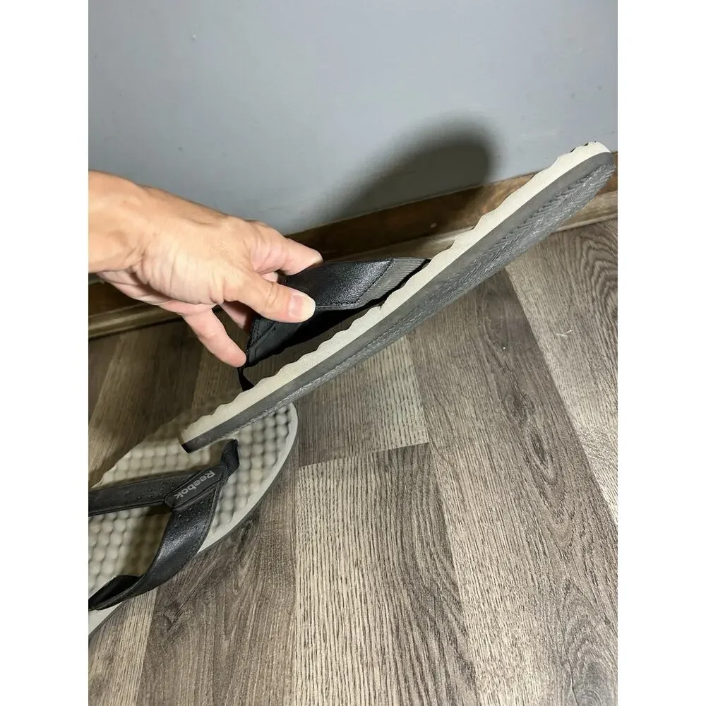 Men’s Reebok Size 13 Sandal Grey And Black
